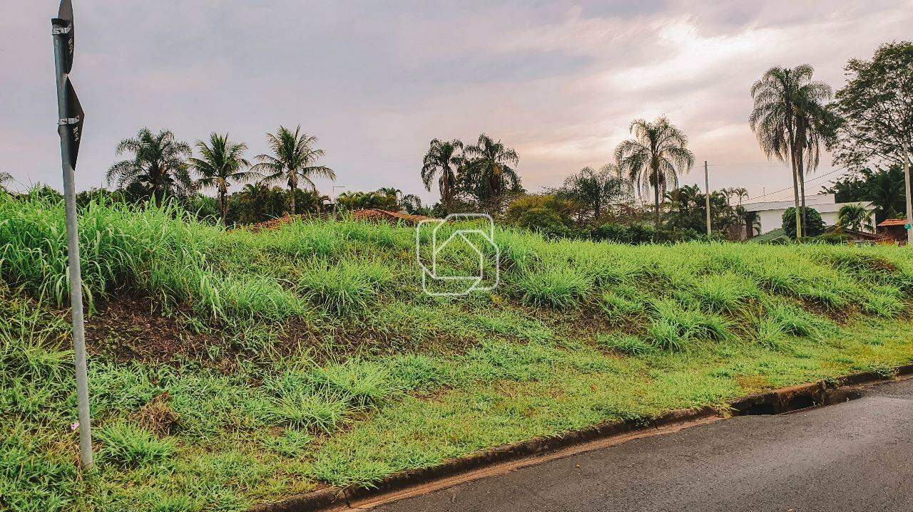 Terreno à venda em Indaiatuba - SP - Recanto das Flores: Visão geral do terreno