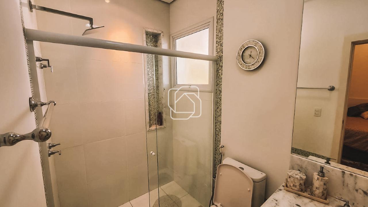 Casa de Condomínio à venda em Itu - SP - Jardim Plaza Atheneé: Banheiro