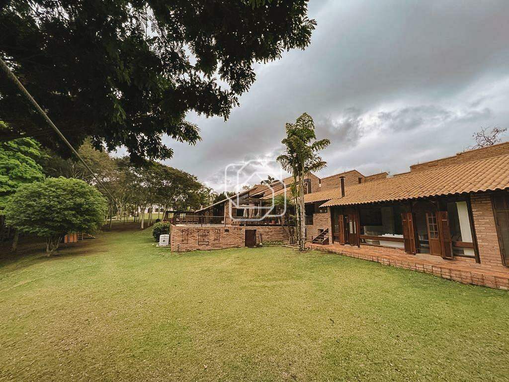 Casa de Condomínio à venda em Itu - SP - Condomínio Terras de São José: Área externa, gramado