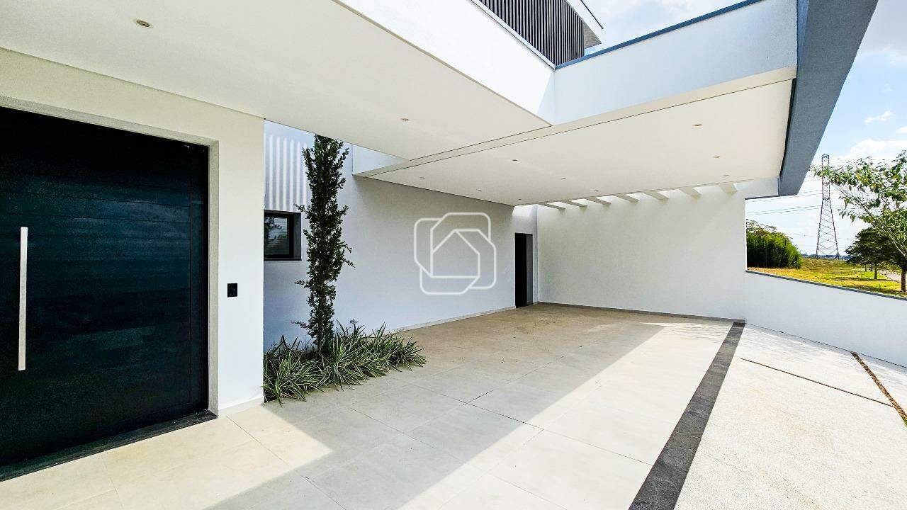 Casa de Condomínio à venda em Itu - SP - Residencial Parque Campos de Santo Antônio II: Entrada social e garagem