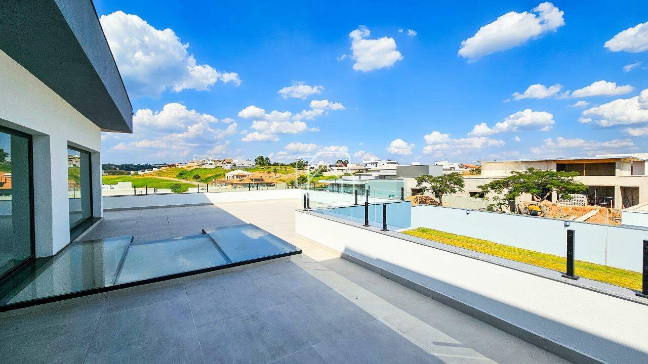 Casa de Condomínio à venda em Itu - SP - Residencial Parque Campos de Santo Antônio II: Varanda para o quintal