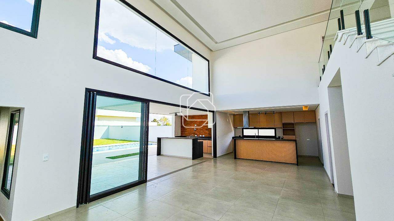 Casa de Condomínio à venda em Itu - SP - Residencial Parque Campos de Santo Antônio II: Visão ampla da sala