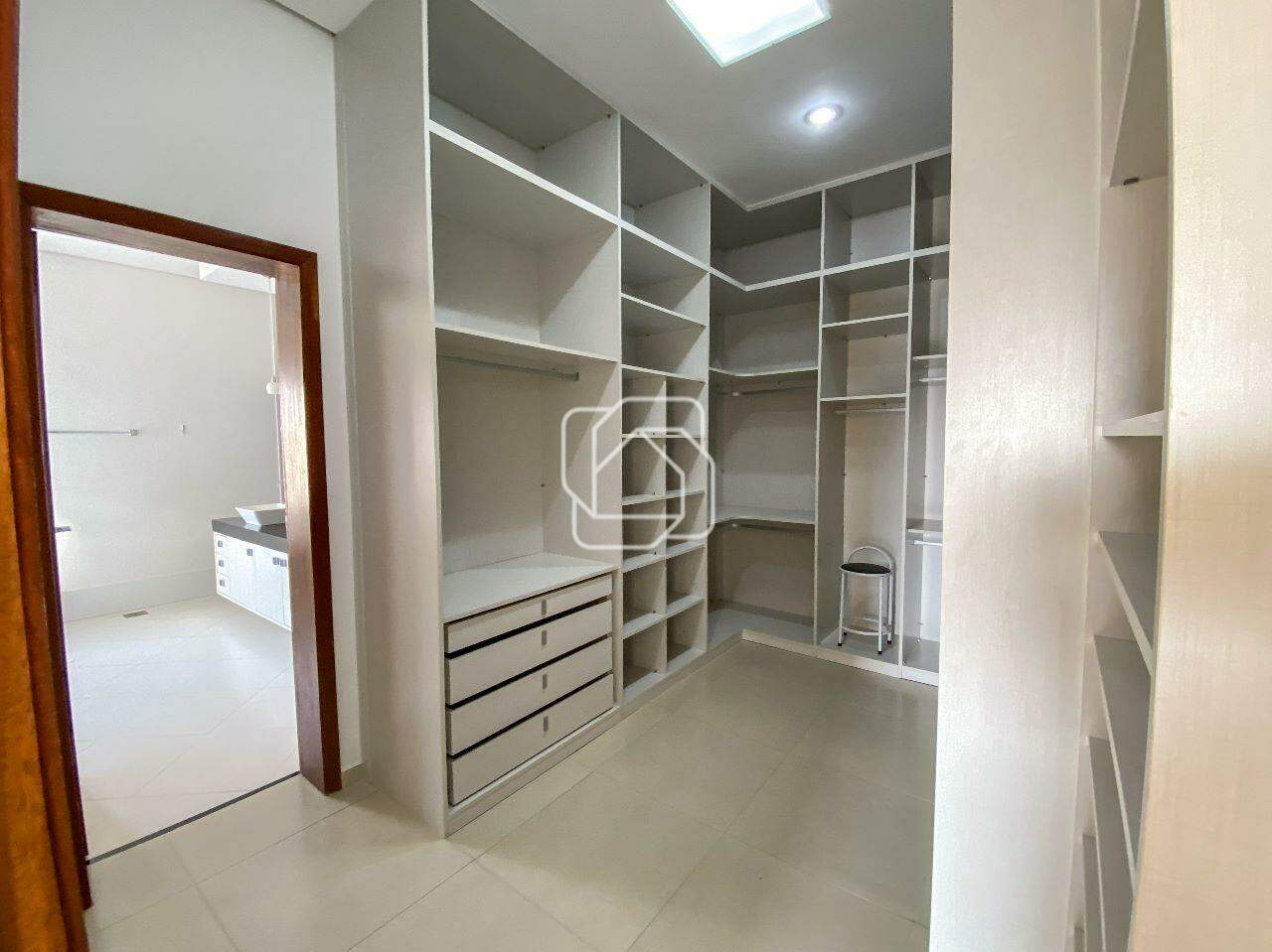 Casa de Condomínio à venda em Itu - SP - Condomínio Xapada Parque Ytu: Closet