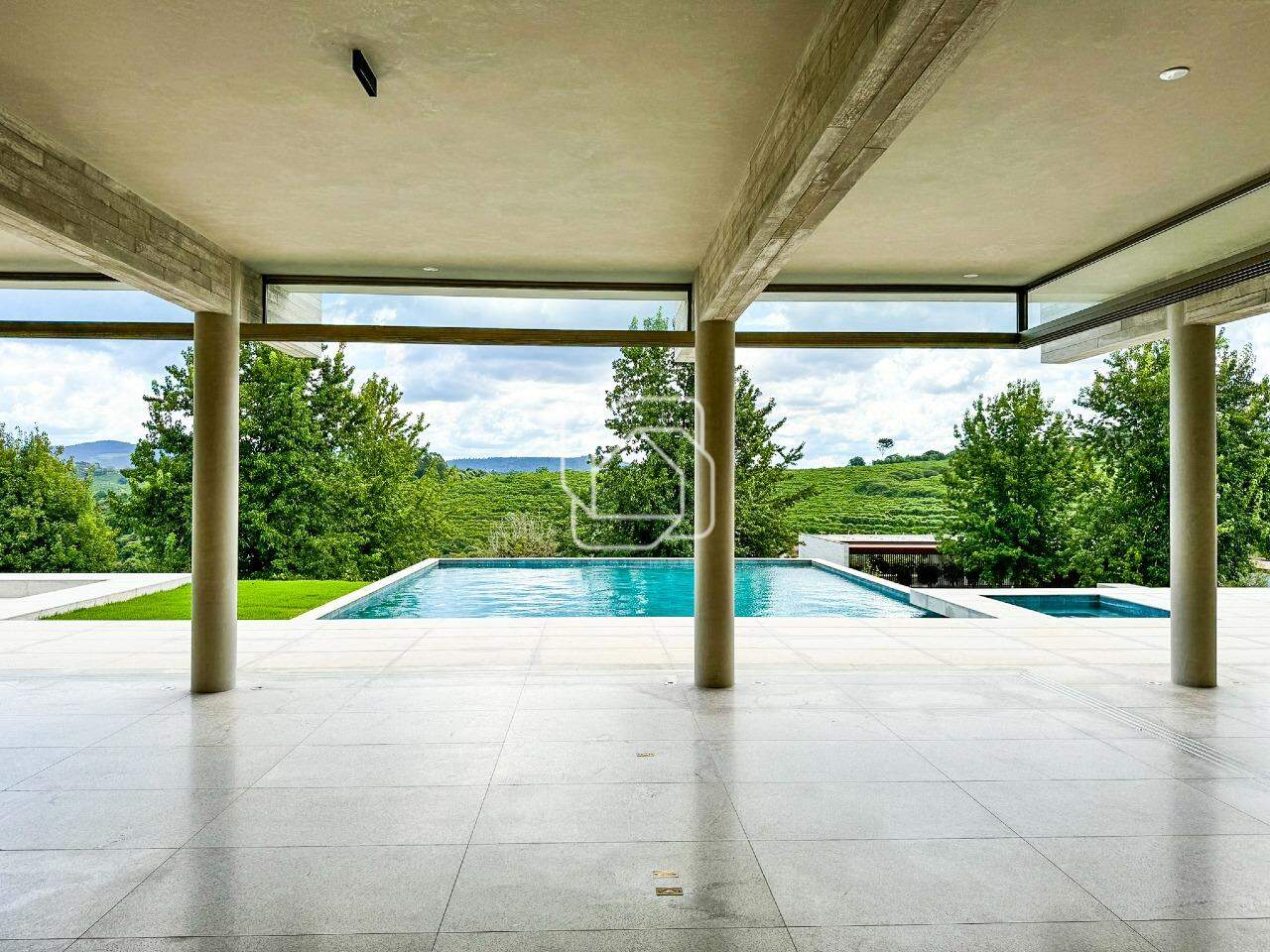 Casa de Condomínio à venda em Bragança Paulista - SP - Quinta da Baroneza: Área externa