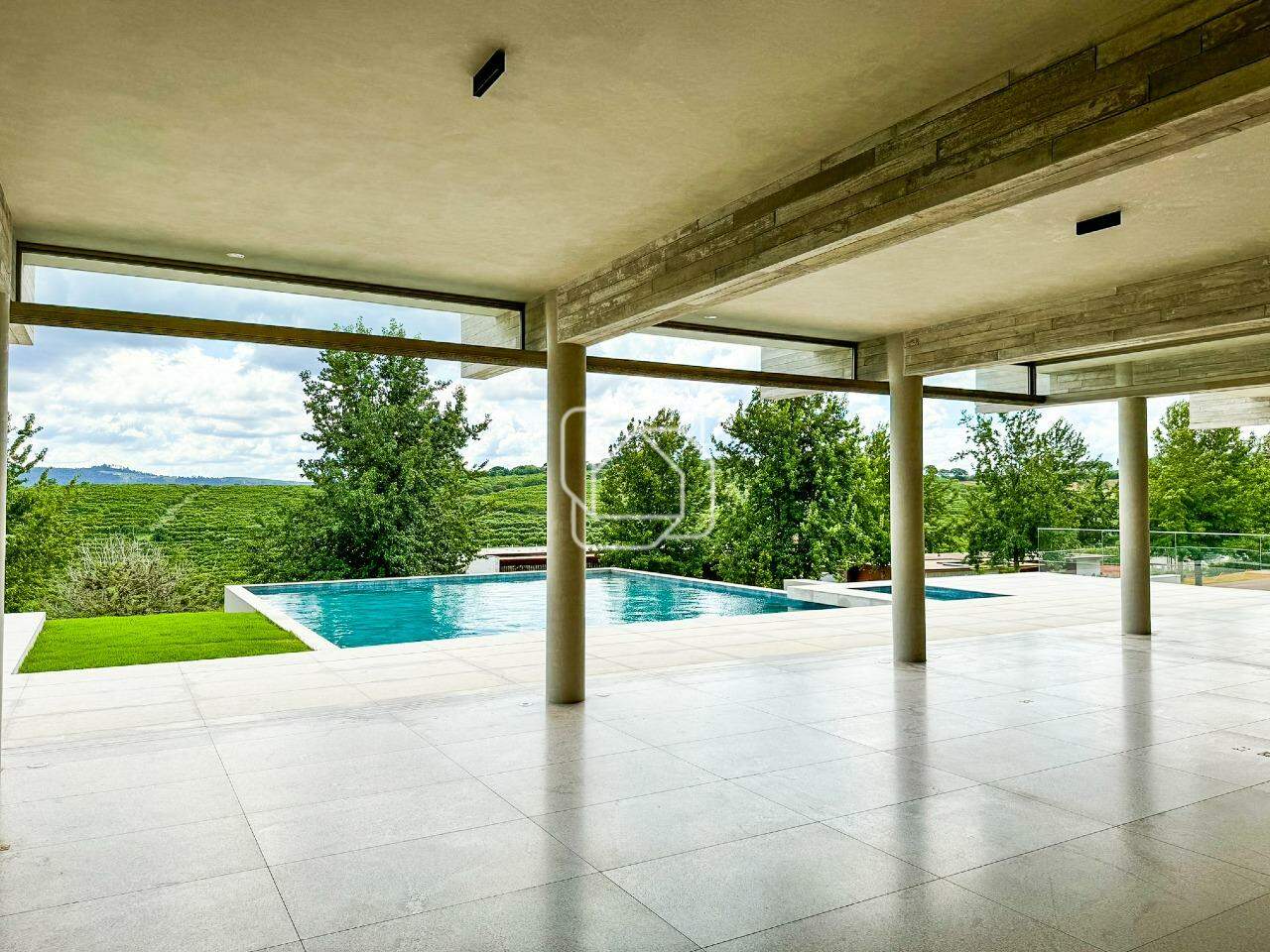 Casa de Condomínio à venda em Bragança Paulista - SP - Quinta da Baroneza: Área externa