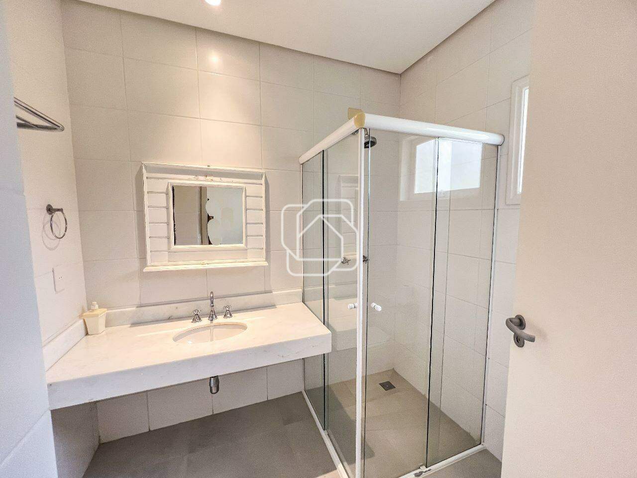 Casa de Condomínio à venda em Itu - SP - Condomínio City Castelo: Banheiro