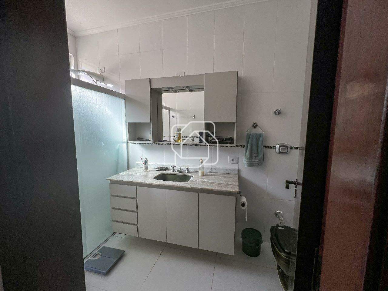 Casa de Condomínio à venda em Itu - SP - Condomínio City Castelo: Banheiro