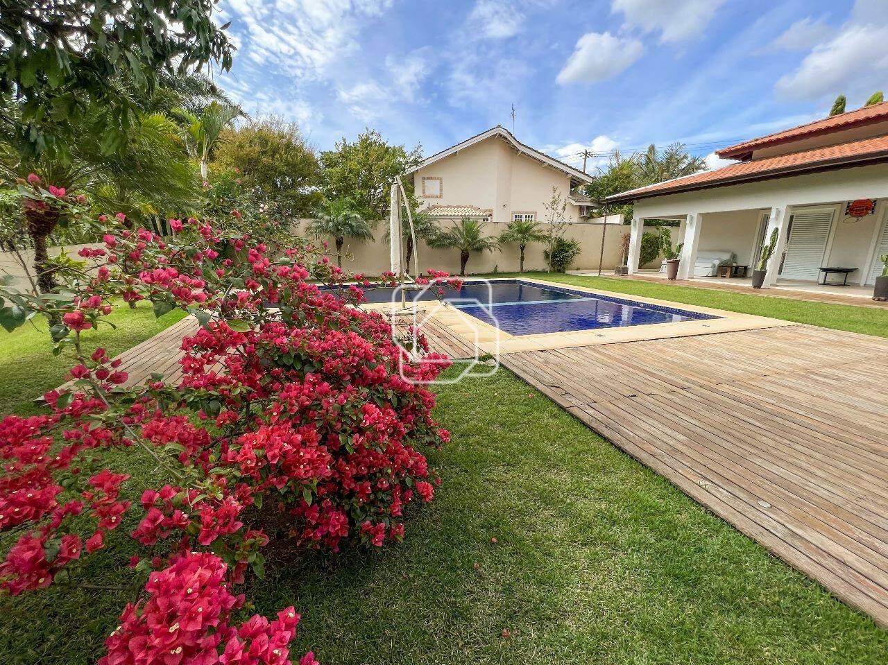 Casa de Condomínio à venda em Itu - SP - Parque Village Castelo: Área da piscina