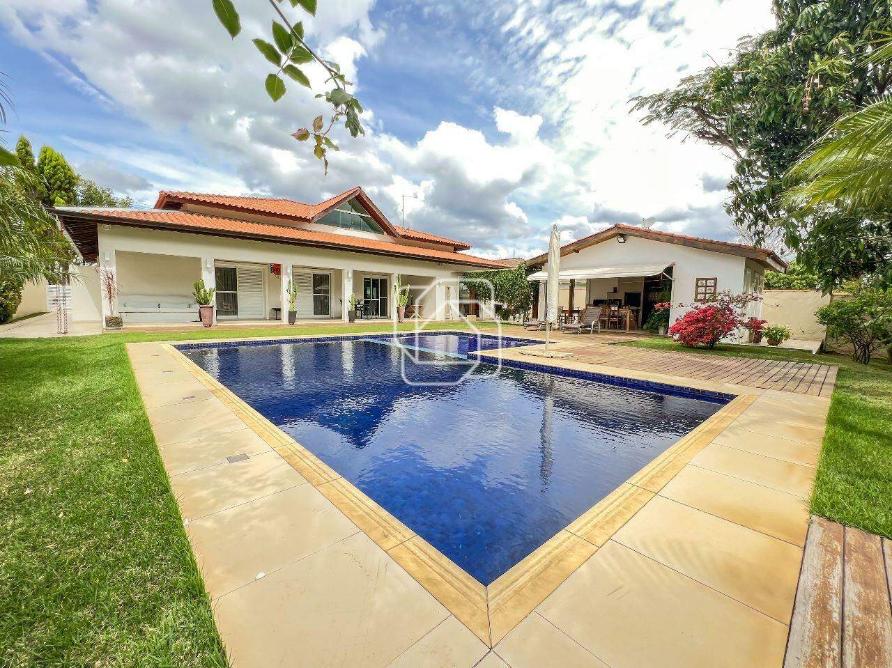 Casa de Condomínio à venda em Itu - SP - Parque Village Castelo: Visão da área externa