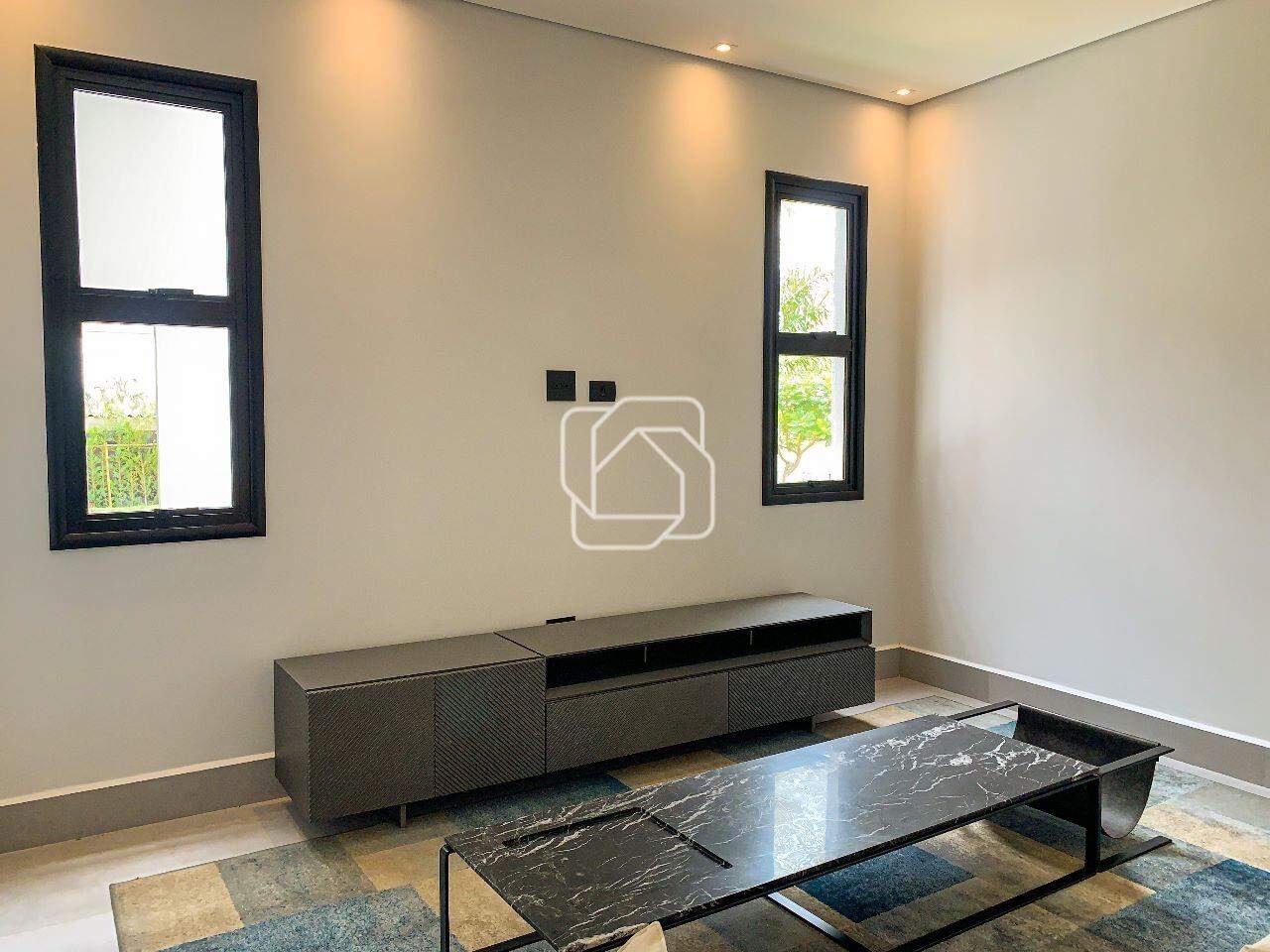 Casa de Condomínio à venda em Itu - SP - Condomínio Terras de São José II: Sala de TV