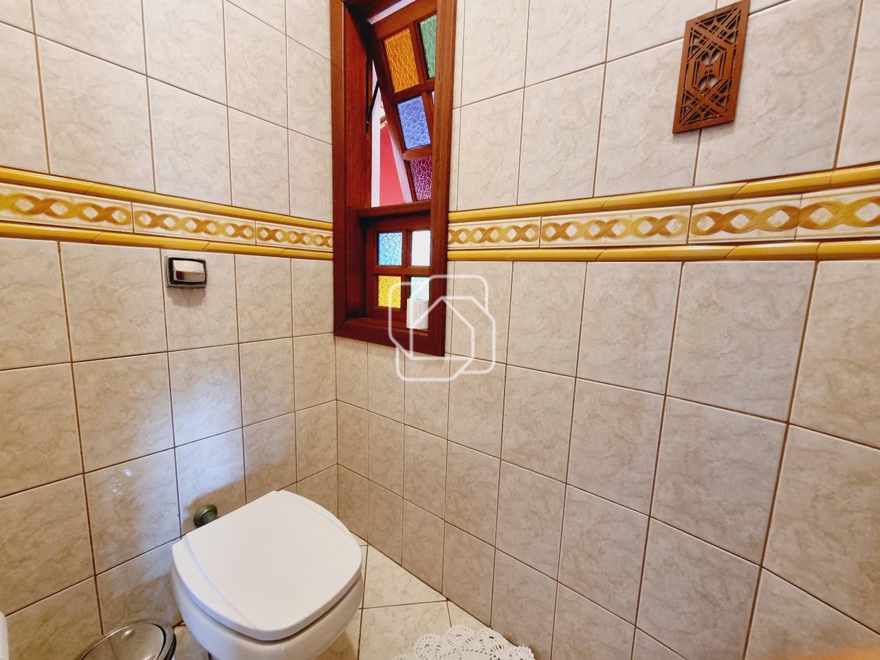 Casa de Condomínio para aluguel em Indaiatuba - SP - Vale das Laranjeiras: Banheiro