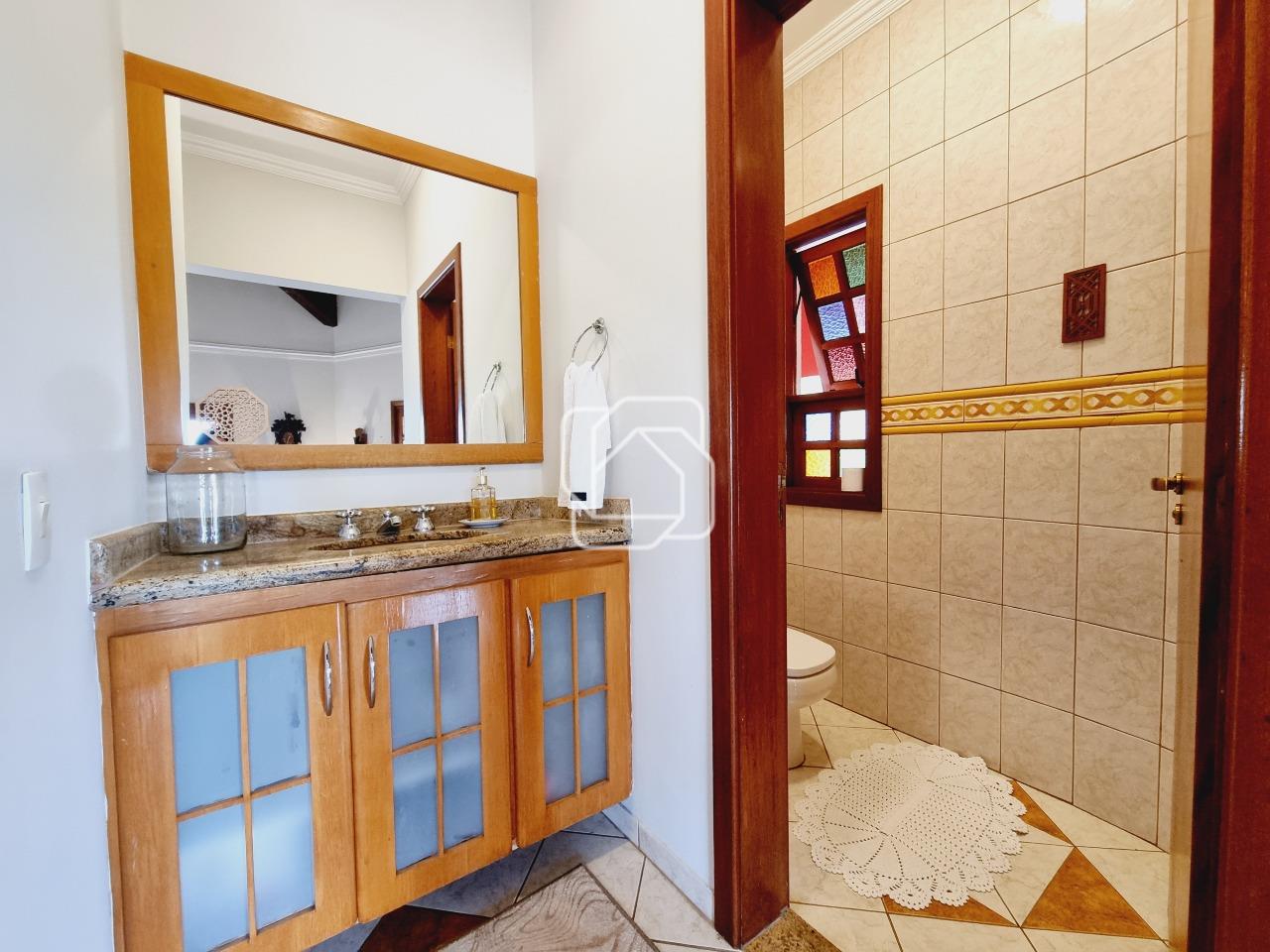 Casa de Condomínio para aluguel em Indaiatuba - SP - Vale das Laranjeiras: Banheiro