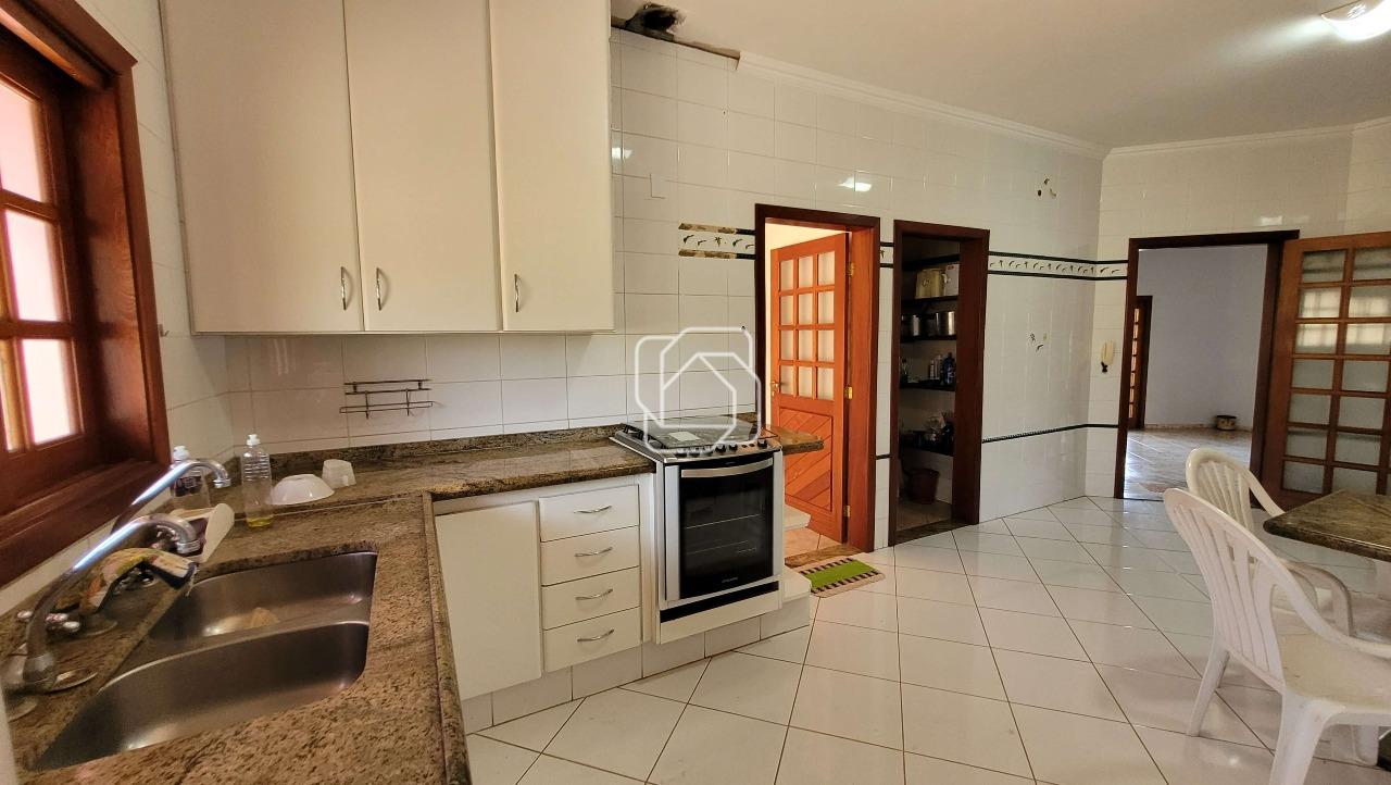 Casa de Condomínio para aluguel em Indaiatuba - SP - Vale das Laranjeiras: Cozinha