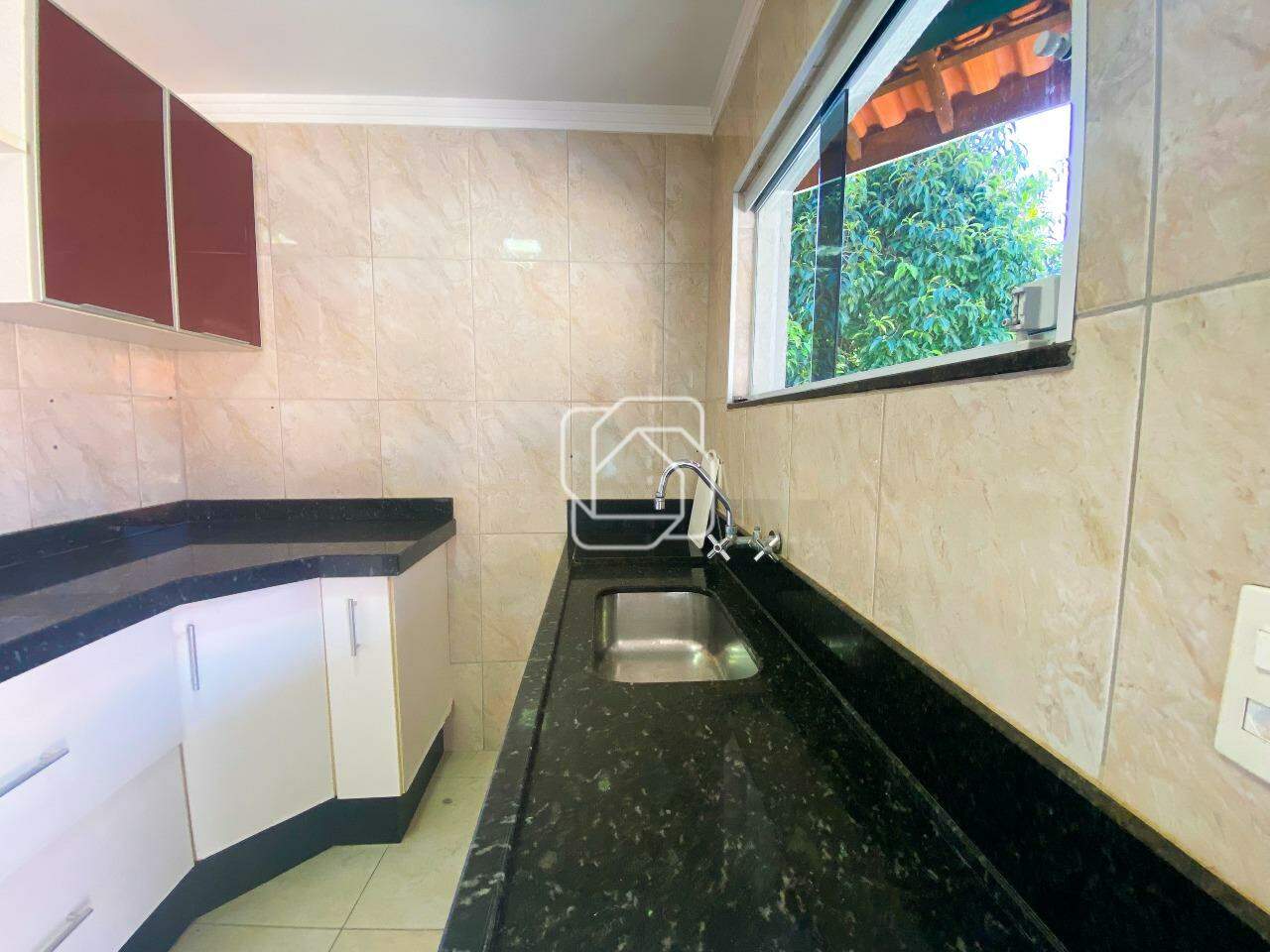 Casa de Condomínio para aluguel em Indaiatuba - SP - Lagos de Shanadu: Lavanderia