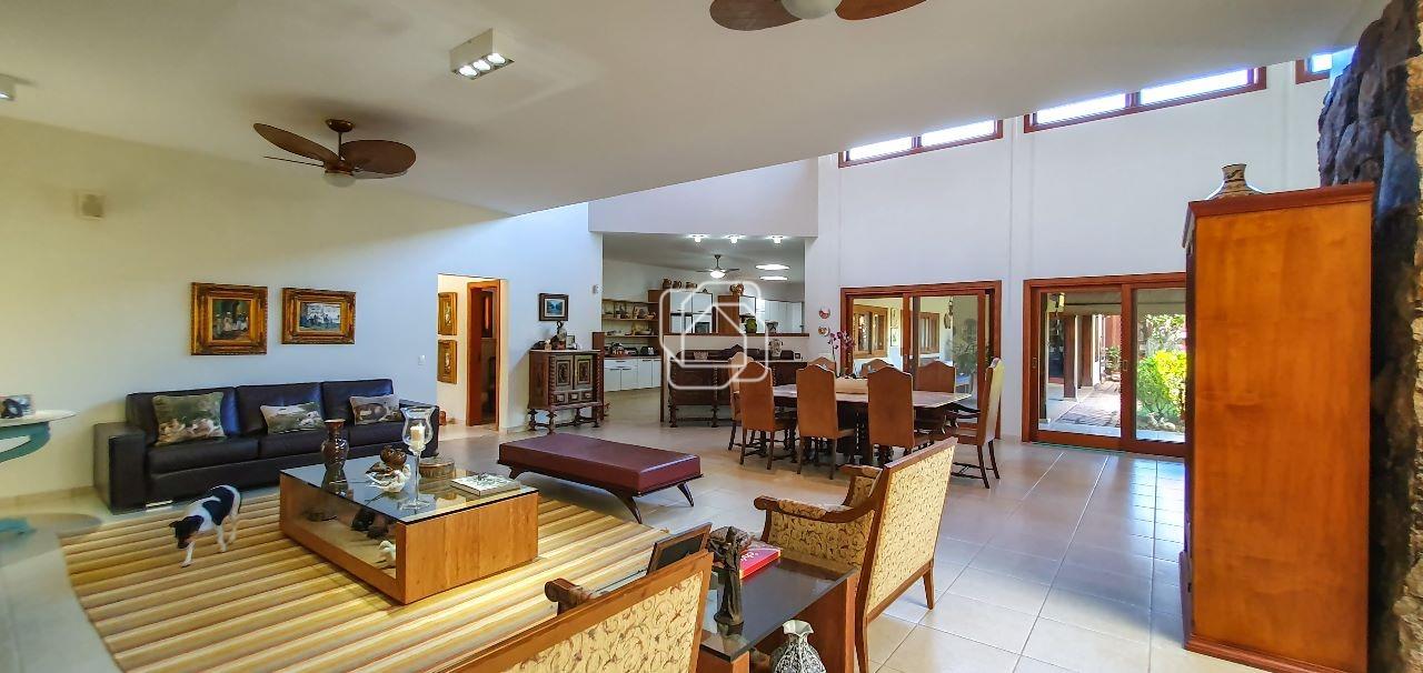 Casa de Condomínio à venda em Indaiatuba - SP - Recanto dos Pássaros: Salas integradas