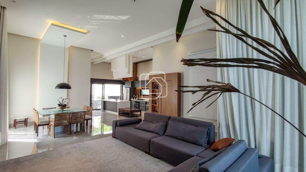 Casa de Condomínio à venda em Indaiatuba - SP - Helvetia Park: Sala de estar