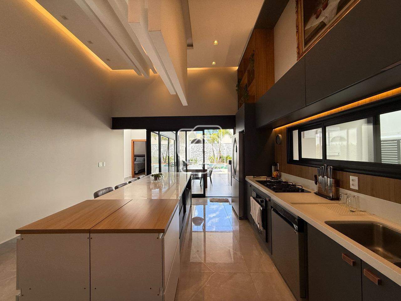Casa de Condomínio à venda em Indaiatuba - SP - Helvetia Park: Cozinha integrada
