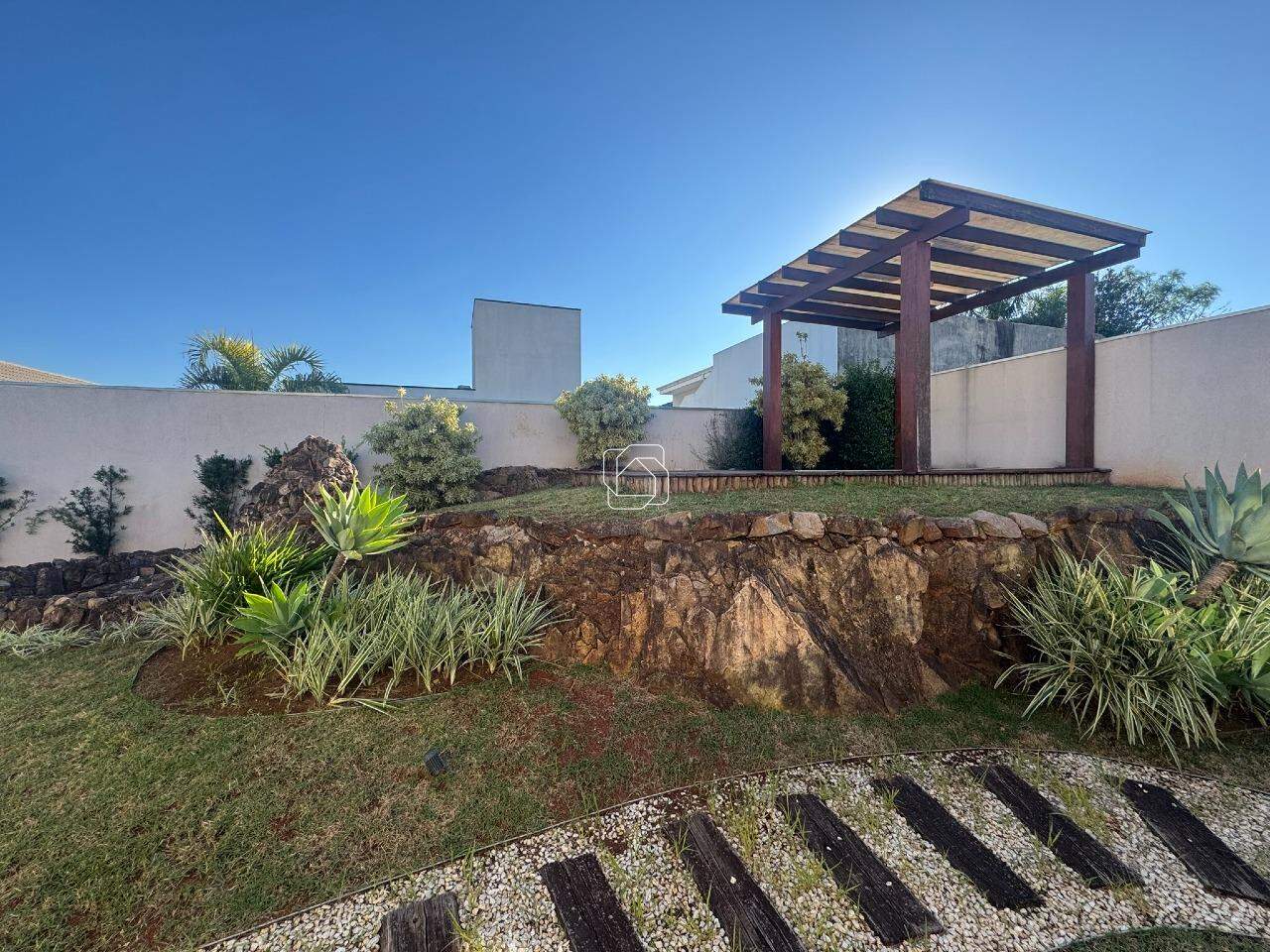 Casa de Condomínio para aluguel em Itu - SP - Jardim Theodora: 