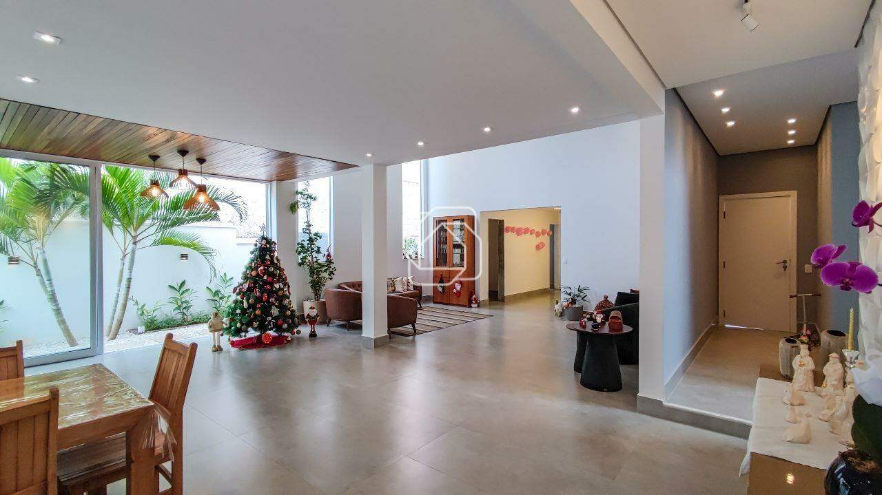 Casa de Condomínio à venda em Indaiatuba - SP - Jardim Residencial Santa Clara: Salas integradas