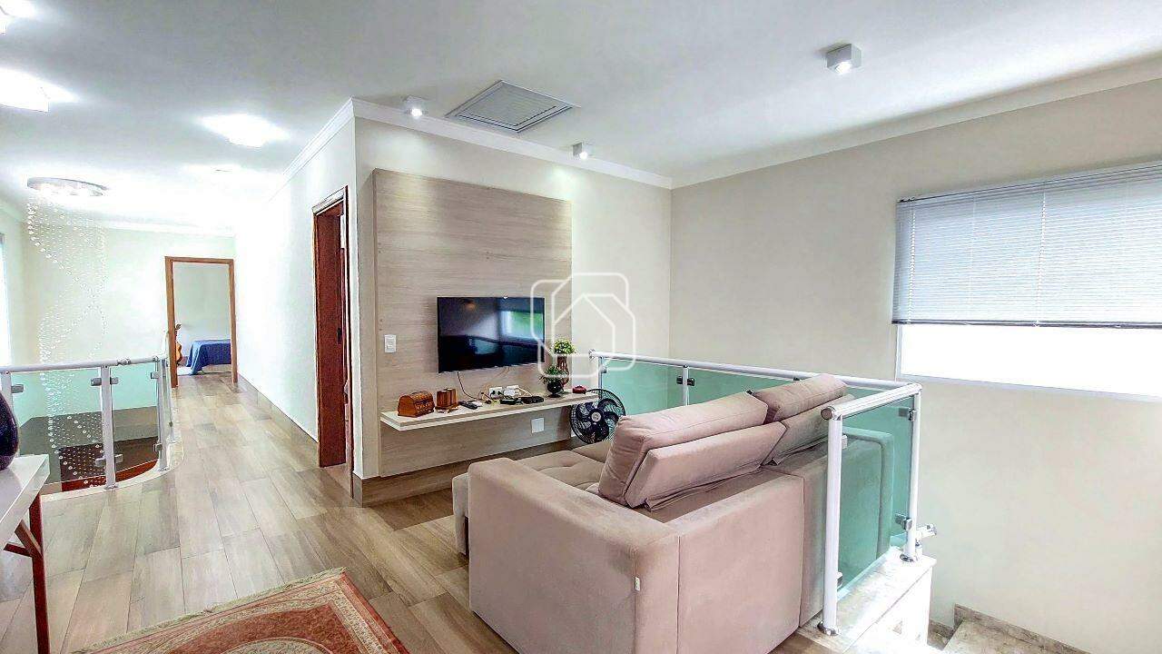 Casa de Condomínio à venda em Indaiatuba - SP - Helvetia Park: Mezanino, sala de TV