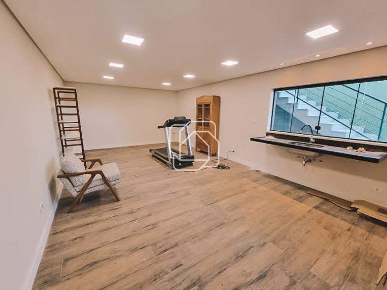 Casa de Condomínio para aluguel em Salto - SP - Mirante dos Ypês: Cozinha, casa de hóspedes