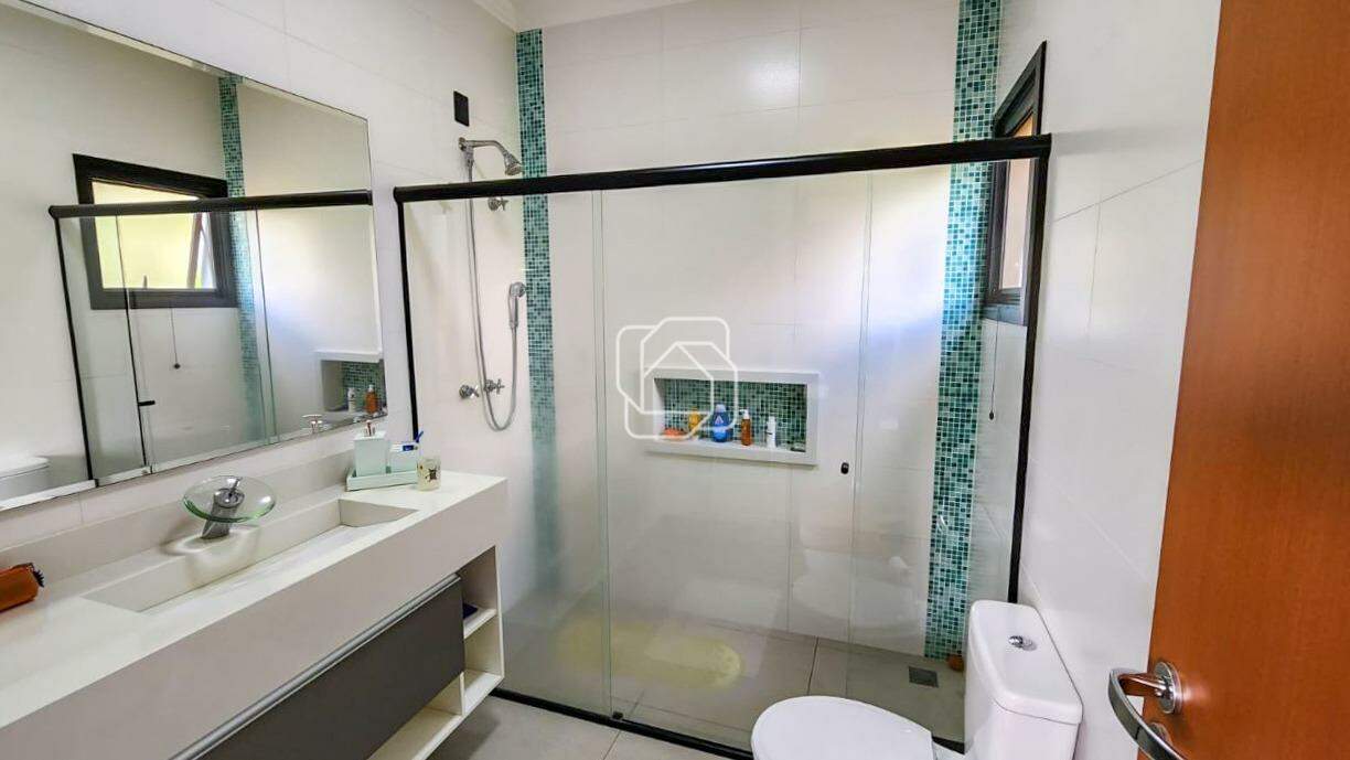 Casa de Condomínio à venda em Itu - SP - Residencial Parque Campos de Santo Antônio II: Banheiro