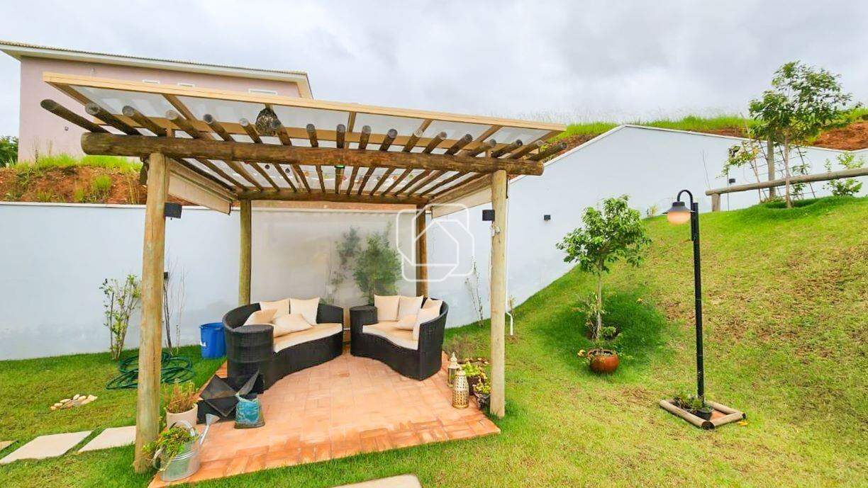 Casa de Condomínio à venda em Itu - SP - Residencial Parque Campos de Santo Antônio II: Pergolados, área de descanso