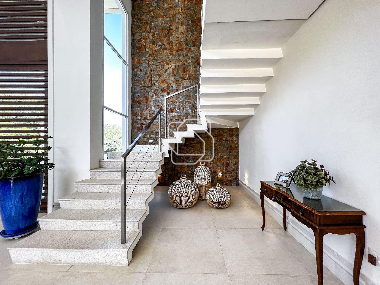 Casa de Condomínio à venda em Itu - SP - Condomínio City Castelo: Acesso piso superior