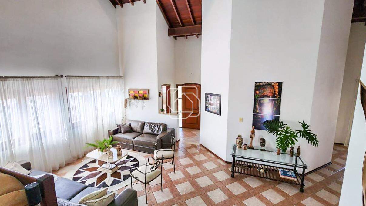 Casa de Condomínio à venda em Itu - SP - Condomínio Campos de Santo Antônio: Sala, hall de entrada