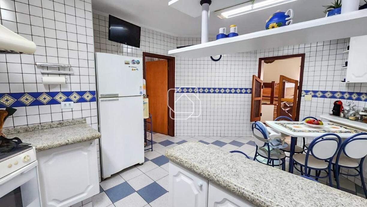 Casa de Condomínio à venda em Itu - SP - Condomínio Campos de Santo Antônio: Cozinha