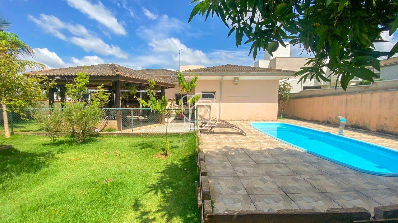 Casa de Condomínio à venda em Salto - SP - Terras de Mont Serrat: Área da piscina