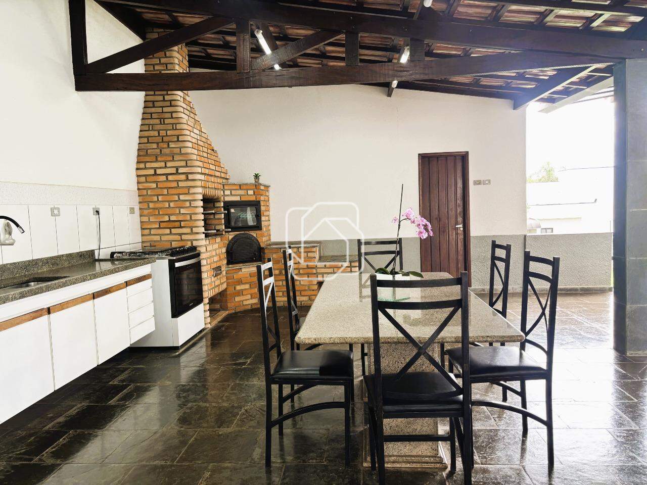 Casa de Condomínio à venda em Salto - SP - Condomínio Zuleika Jabour: