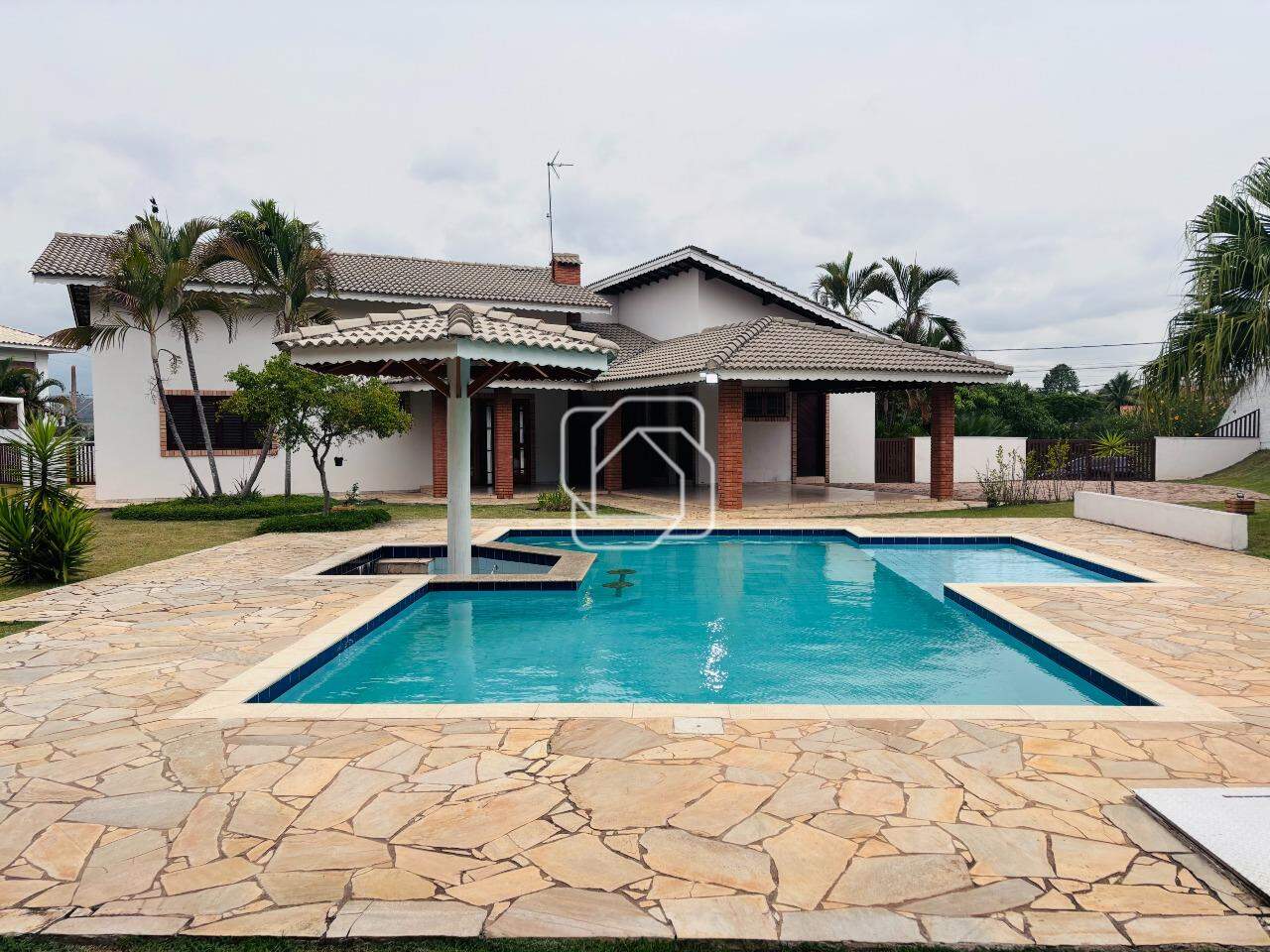 Casa de Condomínio à venda em Itu - SP - Parque Village Castelo: 