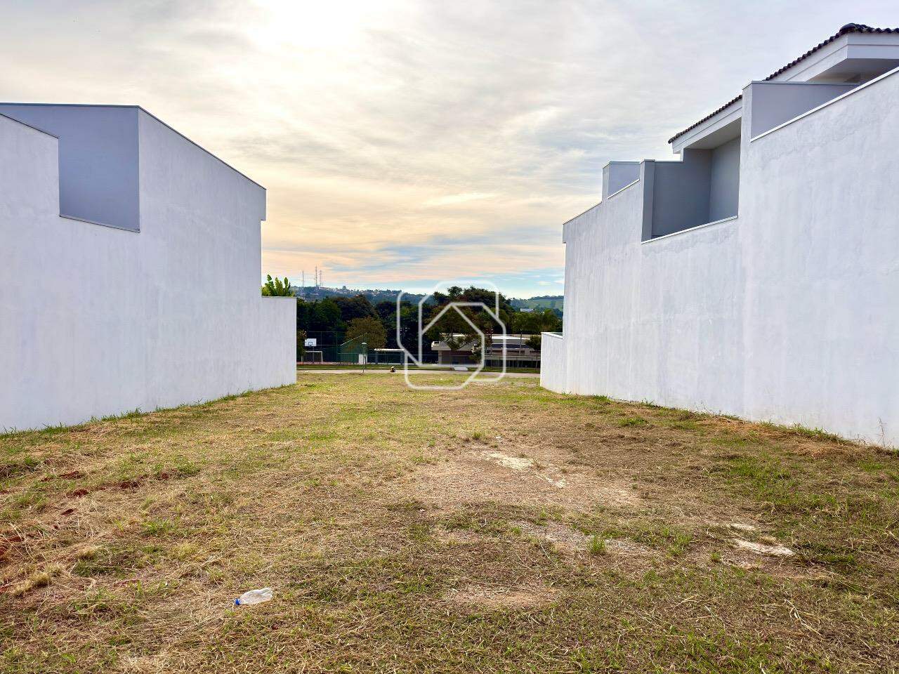 Terreno à venda em Itu - SP - Residencial Vila dos Manacás: 