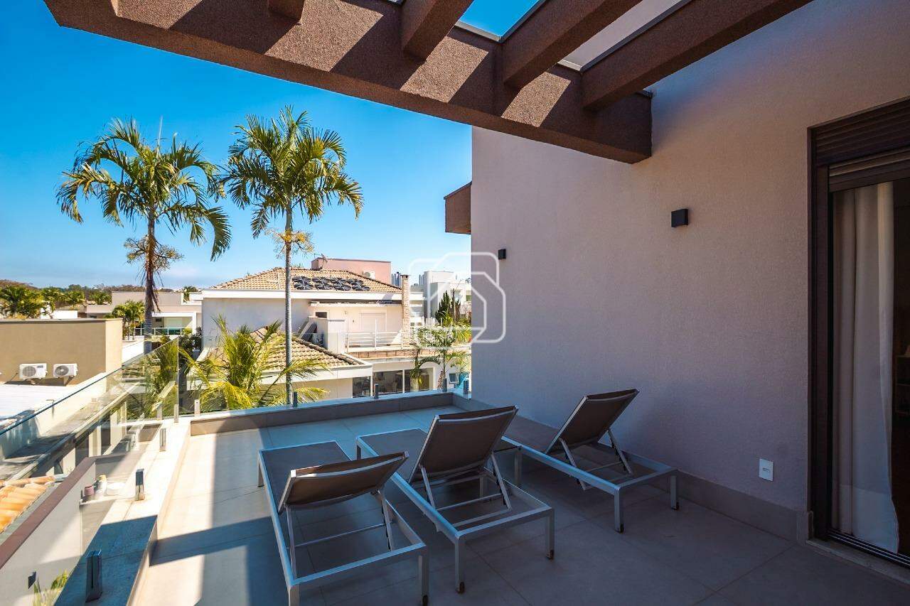 Casa de Condomínio à venda em Indaiatuba - SP - Jardim Residencial Santa Clara: Varanda