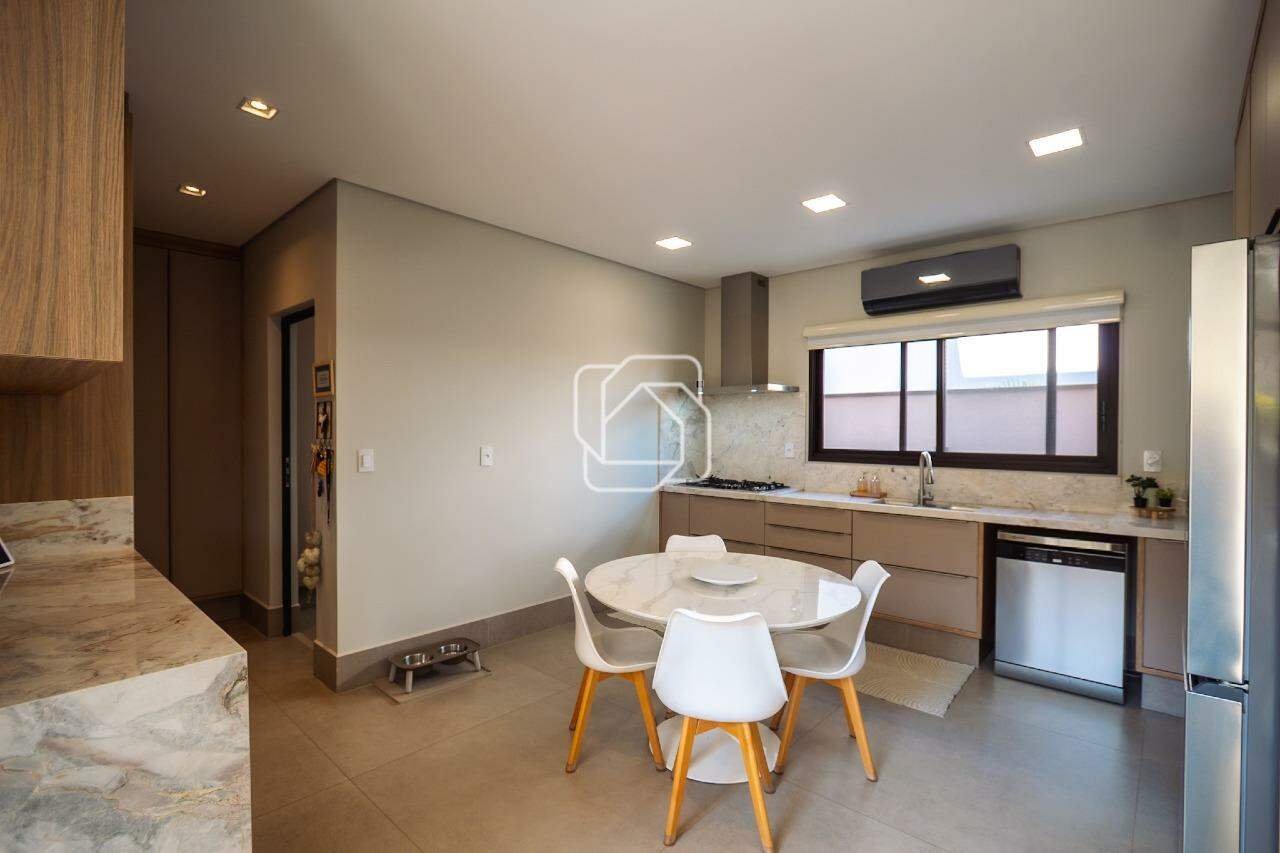 Casa de Condomínio à venda em Indaiatuba - SP - Jardim Residencial Santa Clara: Cozinha
