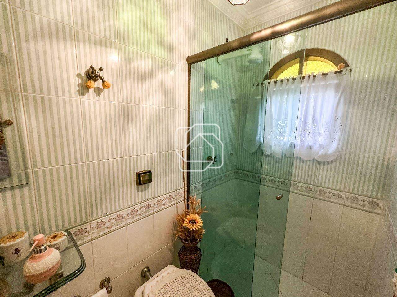 Casa de Condomínio à venda em Itu - SP - Condomínio City Castelo: Banheiro
