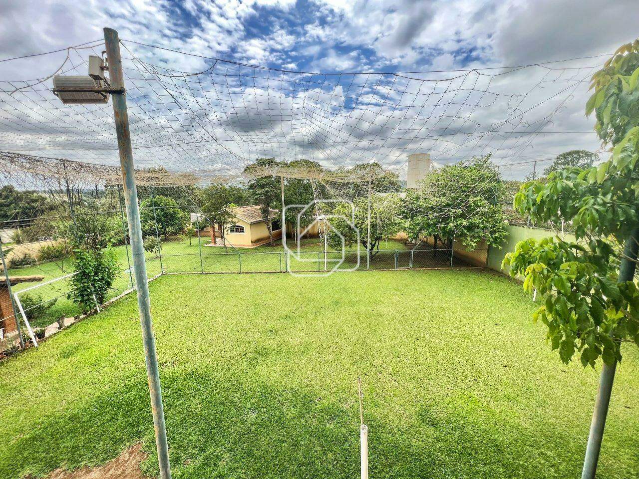 Casa de Condomínio à venda em Itu - SP - Condomínio City Castelo: Campo de futebol
