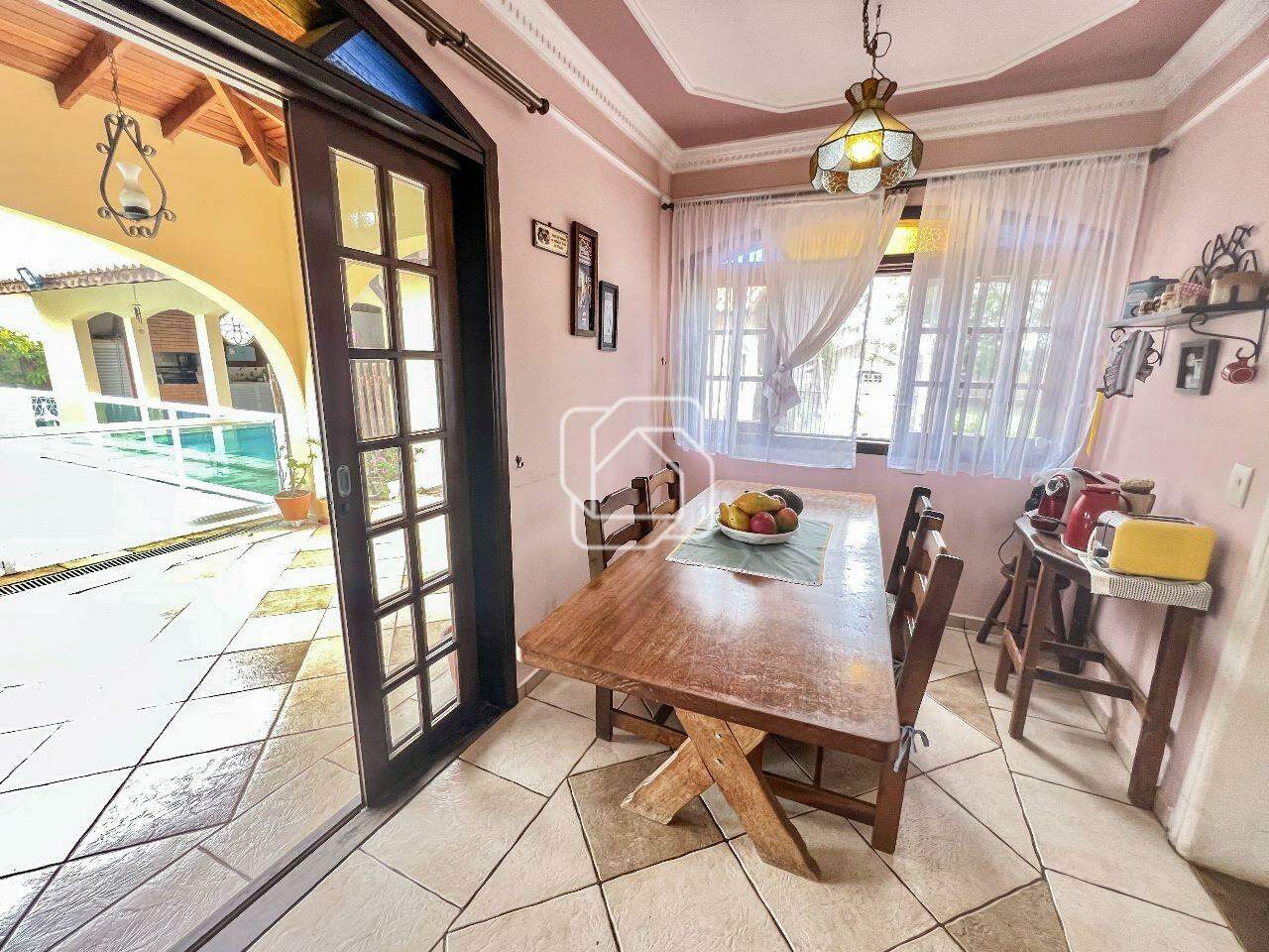 Casa de Condomínio à venda em Itu - SP - Condomínio City Castelo: Sala de jantar, acesso externo