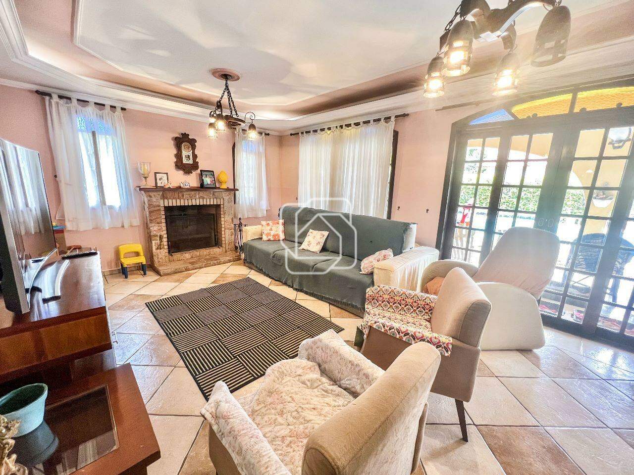 Casa de Condomínio à venda em Itu - SP - Condomínio City Castelo: Sala de estar