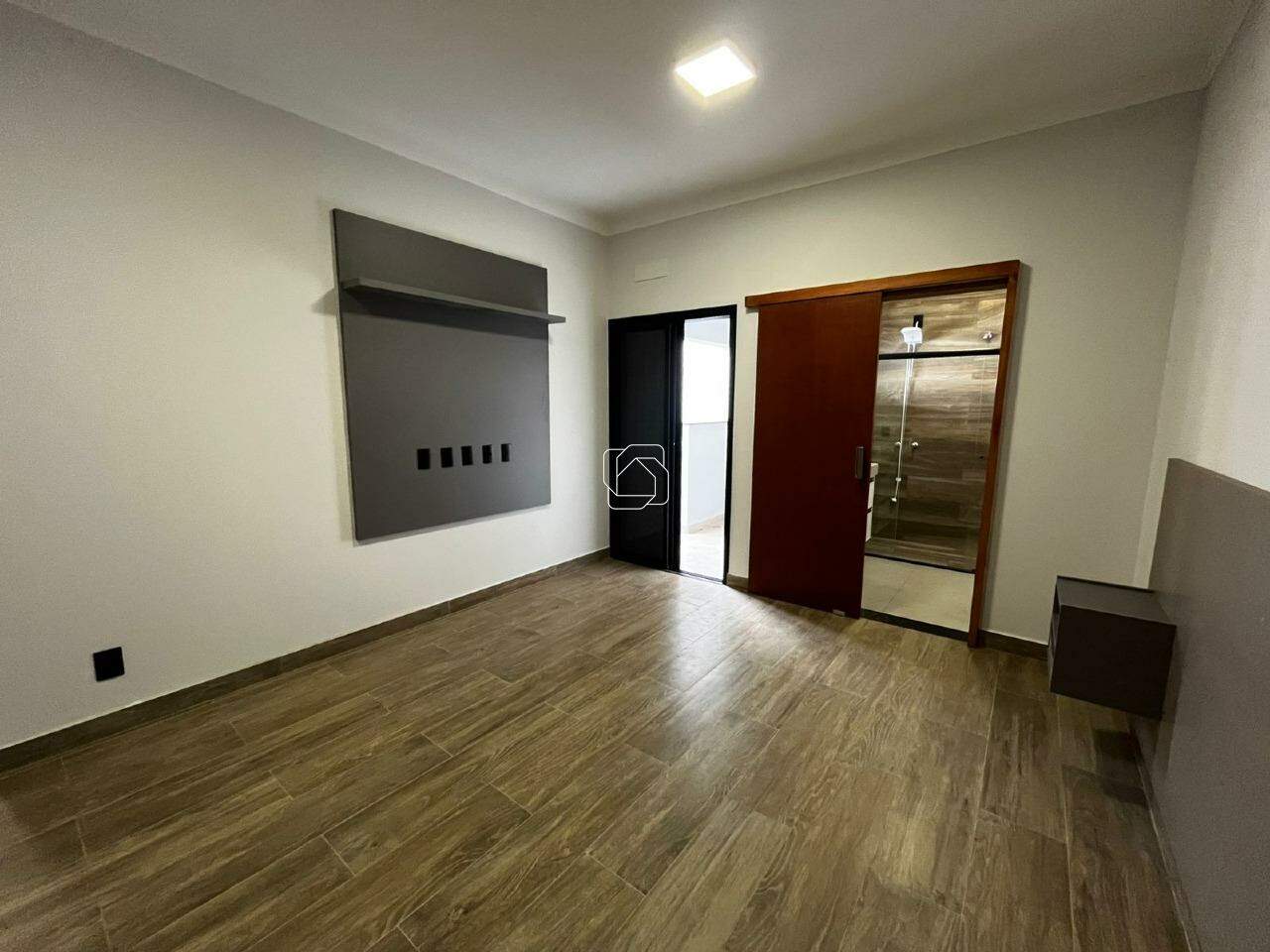Casa de Condomínio para aluguel em Salto - SP - Village Moutonnée:
