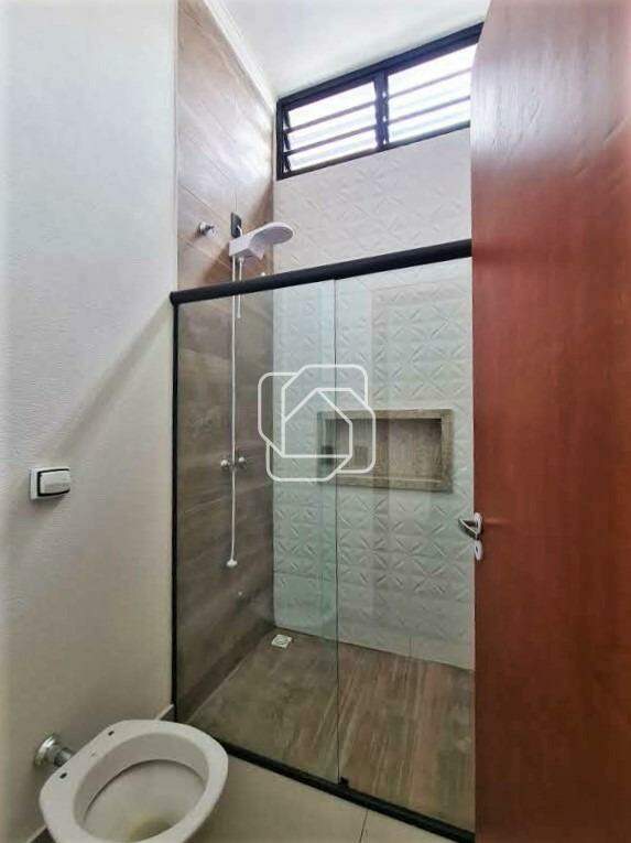 Casa de Condomínio para aluguel em Salto - SP - Village Moutonnée: Banheiro