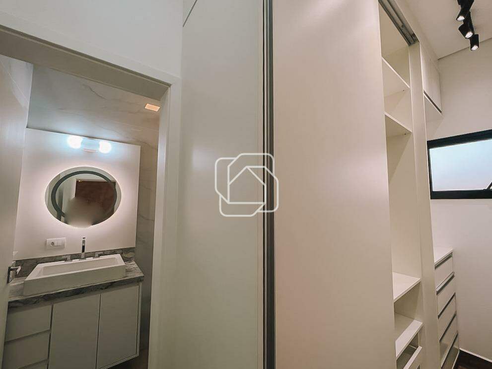 Casa de Condomínio para aluguel em Itu - SP - Residencial Saint Paul: Closet e banheiro