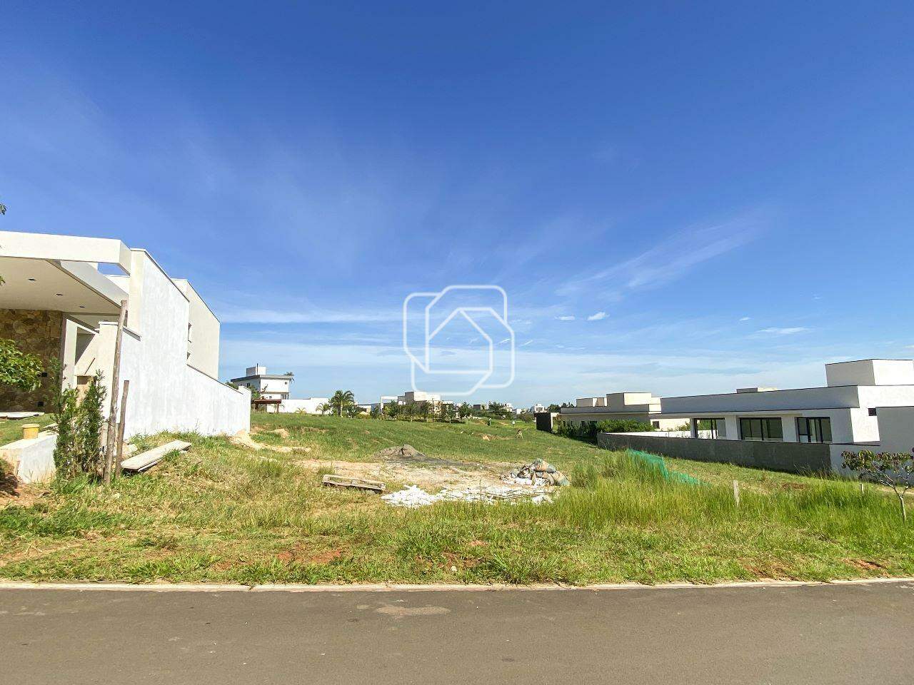 Terreno à venda em Itu - SP - Condomínio Villas do Golfe: Visão geral do terreno
