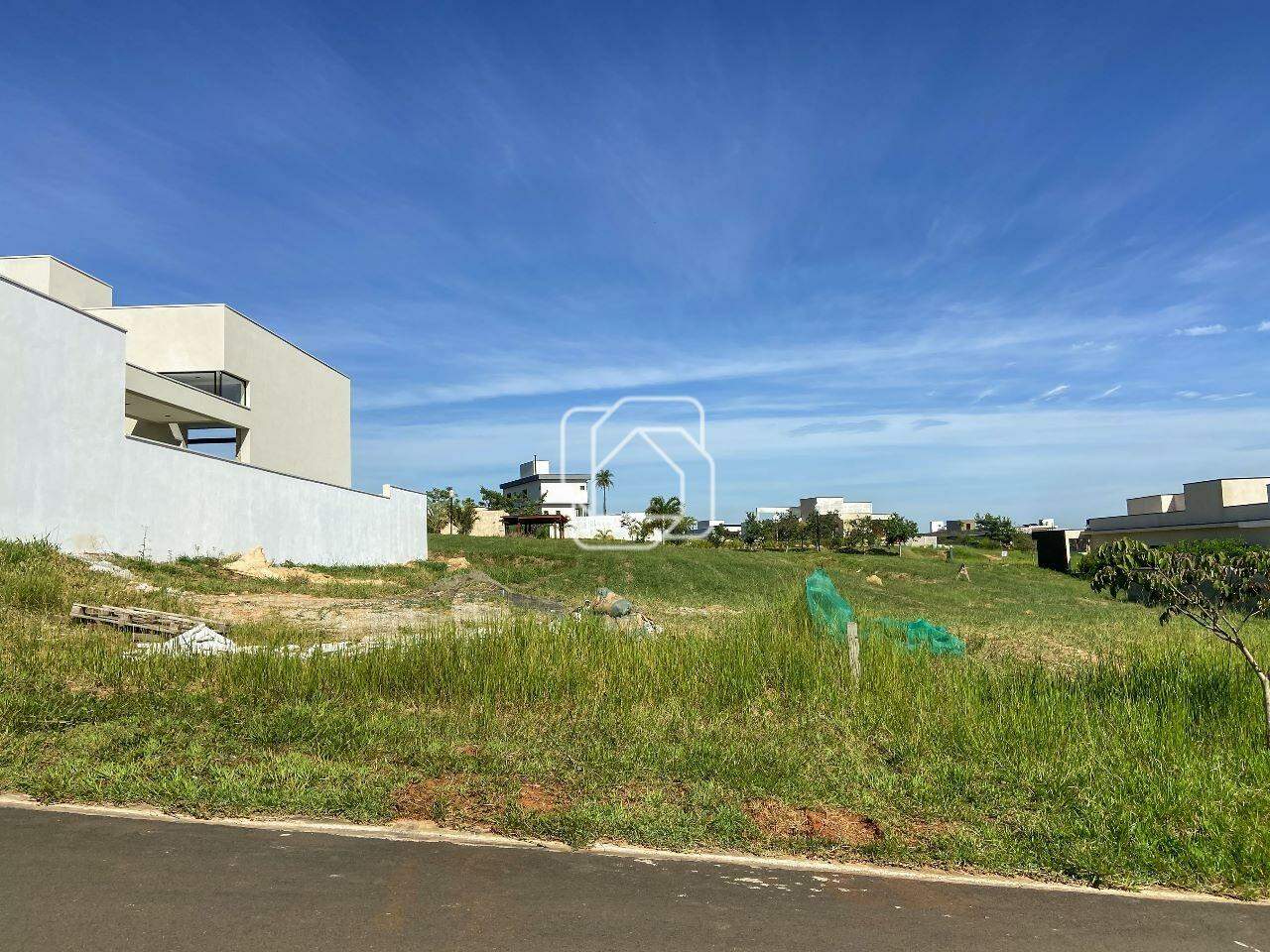 Terreno à venda em Itu - SP - Condomínio Villas do Golfe: Visão geral do terreno