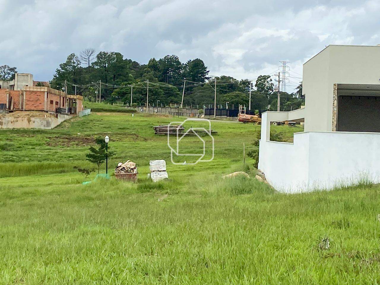 Terreno à venda em Itu - SP - Condomínio Villas do Golfe: Visão geral do terreno