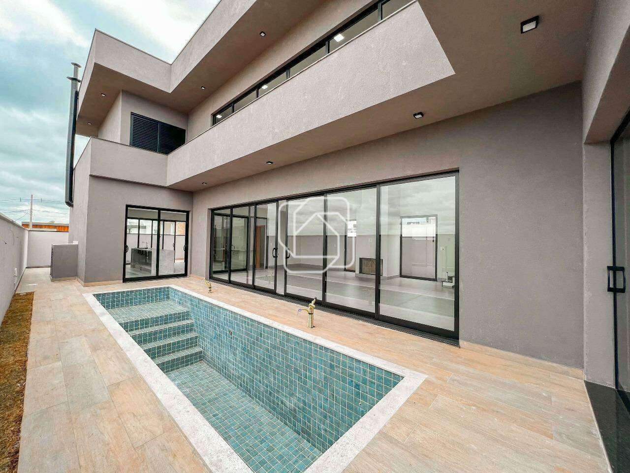 Casa de Condomínio à venda em Itu - SP - Residencial Saint Paul: Área da piscina