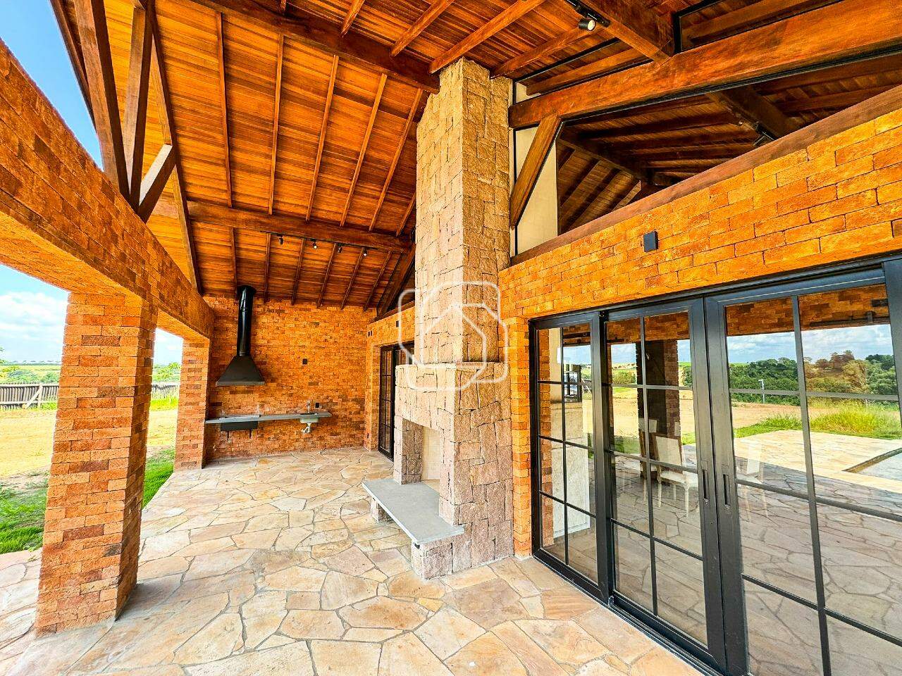 Casa de Condomínio à venda em Porto Feliz - SP - Condomínio Fazenda Boa Vista: Área externa