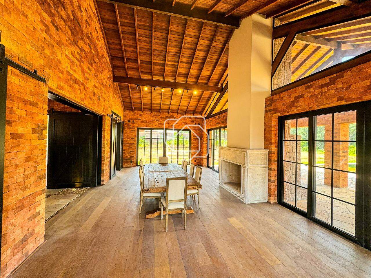 Casa de Condomínio à venda em Porto Feliz - SP - Condomínio Fazenda Boa Vista: Sala