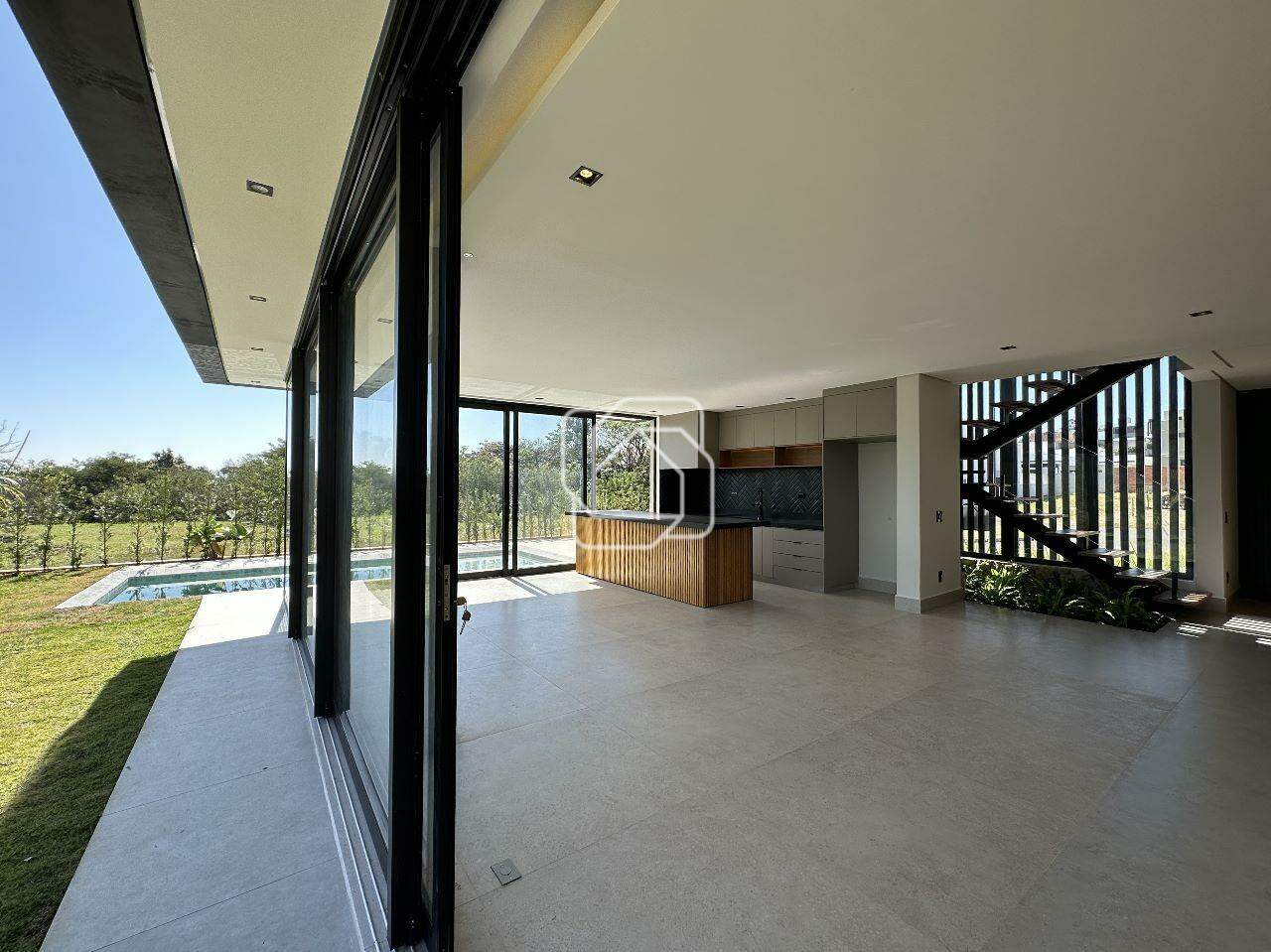 Casa de Condomínio à venda em Itu - SP - Condomínio Villas do Golfe: Ambientes integrados